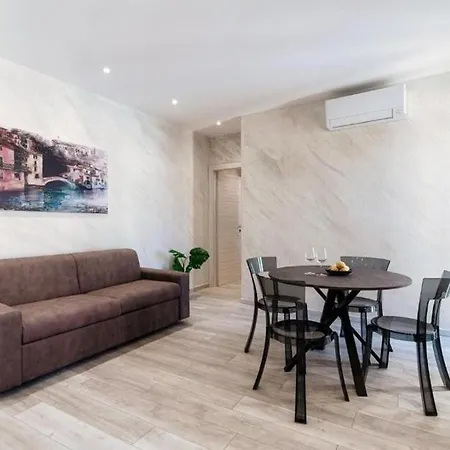 5minuti Da Centro Apartment